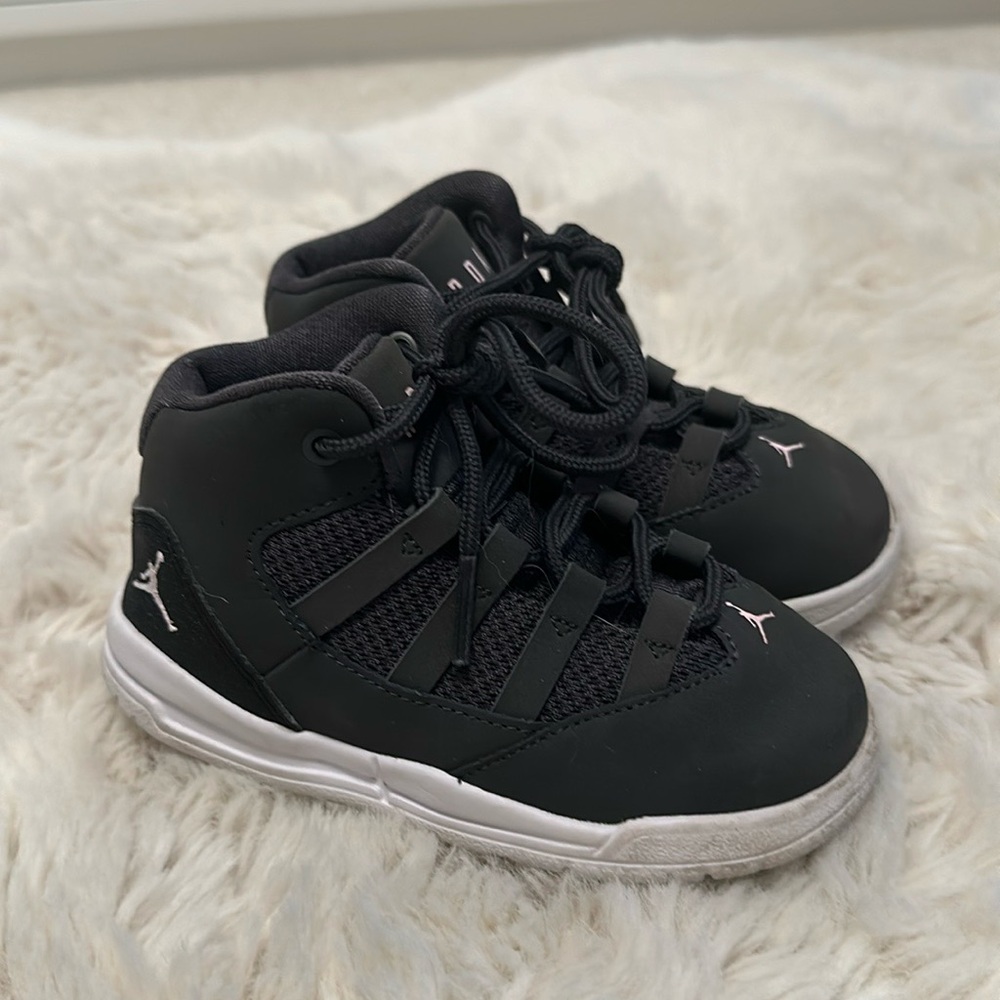 Lightly Worn Toddler Jordan Shoes - Black, Size 8C